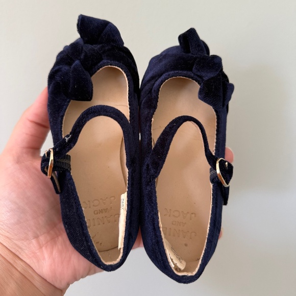 JANIE and JACK Toddler Girl Size 7 Navy Velvet Dress Shoes - Picture 1 of 4